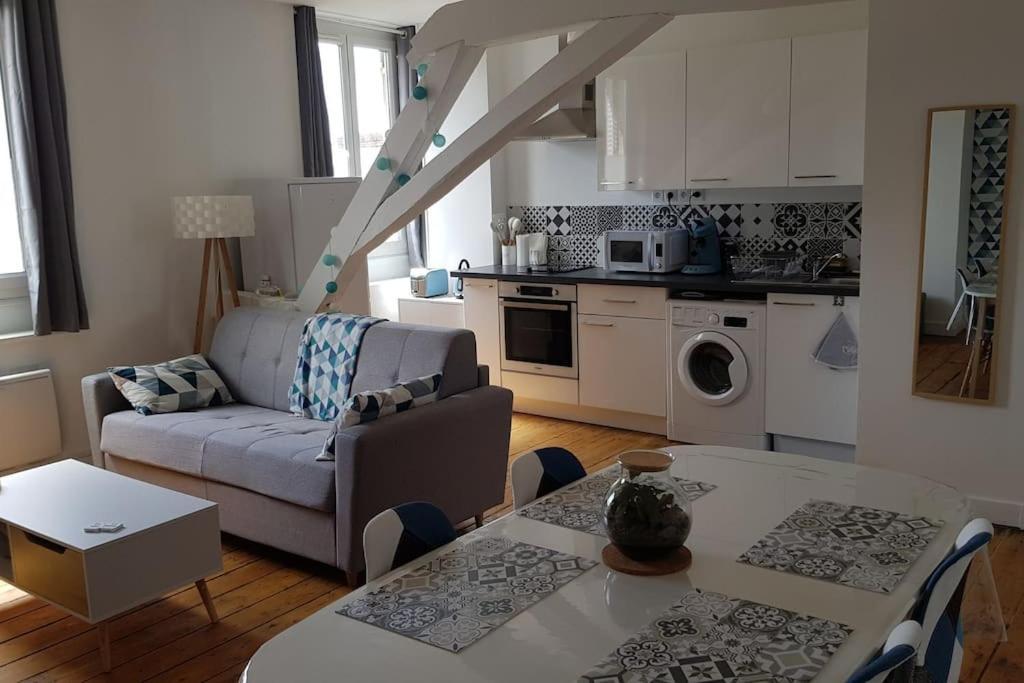 Appartement Lumineux Et Moderne Le Mans Extérieur photo